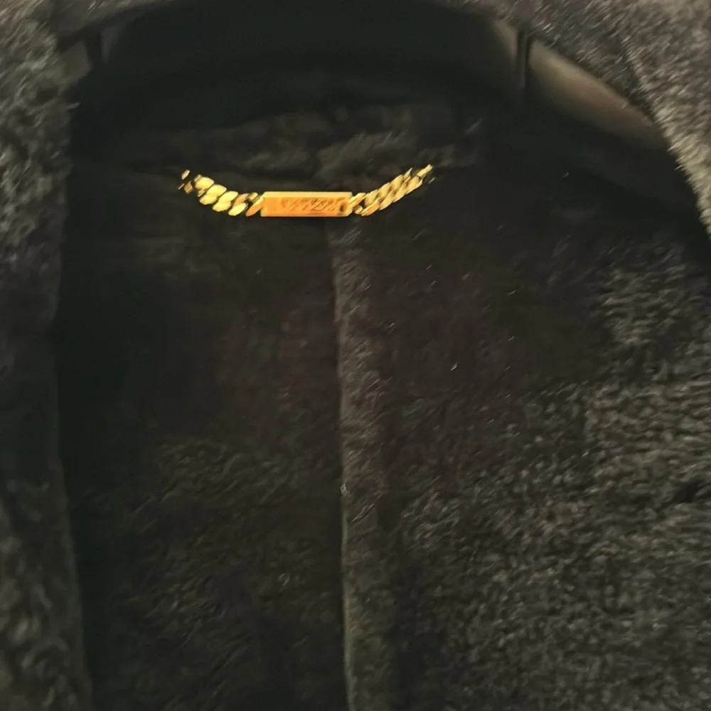 SALE‼️Gucci Leather Coat - Picture 3 of 17